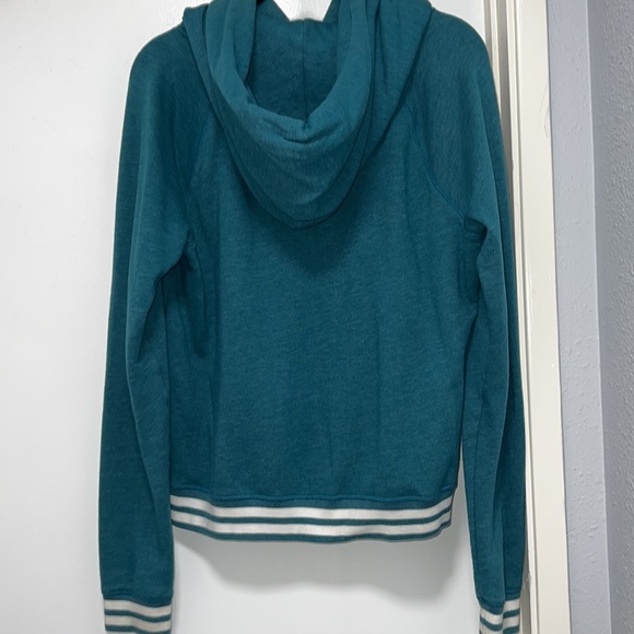 PINK VICTORIA SECRET WOMANS SZ LG SWEATSHIRT - Picture 4 of 17